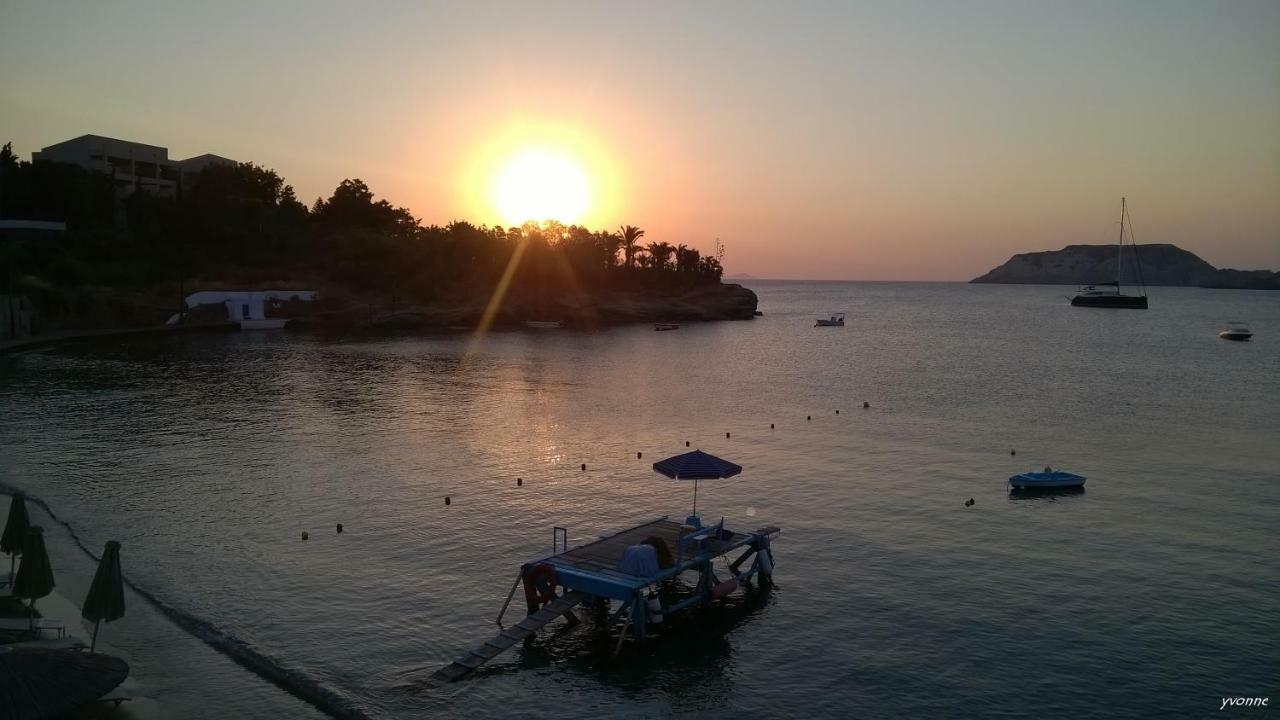 Komissa΄S Beach House อาเยีย เปลาเยีย ภายนอก รูปภาพ